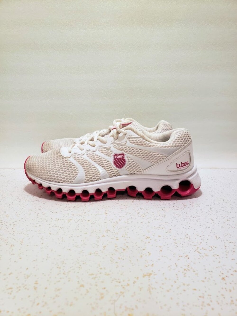 K-Swiss Tubes Comfort 200 Mesh Athletic Running Sneakers White Pink Women's 8.5